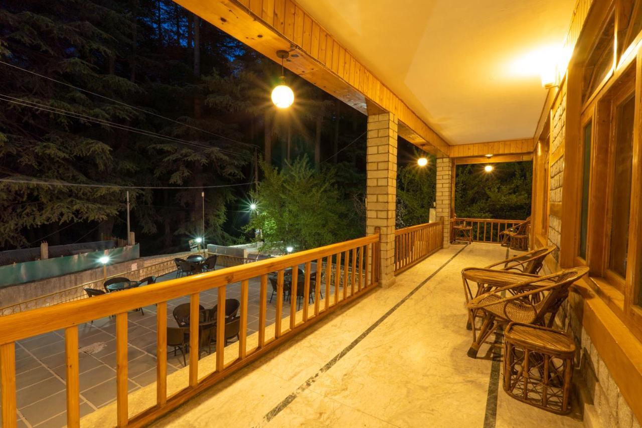 Holiday Home International -Vivaan Stays Manāli Exterior foto